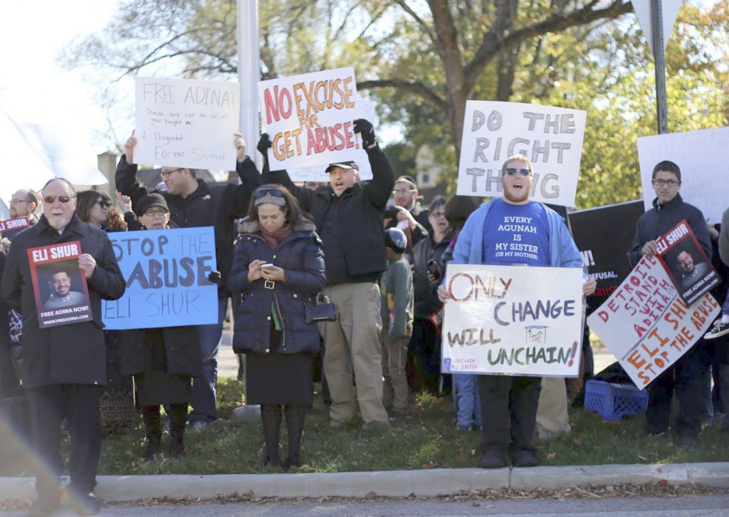 Demonstrators at the Nov. 8 rally near the home of Eli Shur in Kettering. Photo: ORA