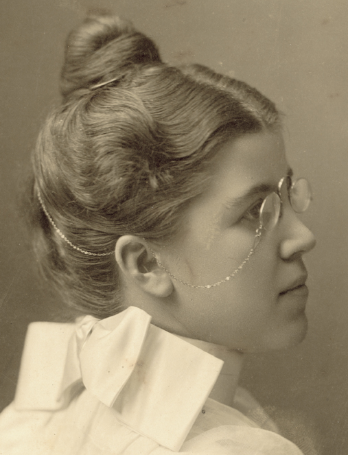 Katharine Wright in 1898, the year she started teaching Latin at Steele High School. Photo: Wright State University Special Collections and Archives.