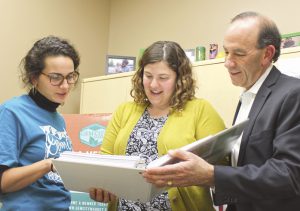 Etana Jacobi (L), Lela Klein, & Rick Carne . Photo: Marshall Weiss.