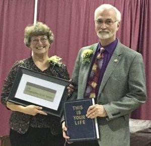 Candace and Dr. Kim Kwiatek honored at Congregation Etz Chaim in Cincinnati. Photo: Marshall Weiss.